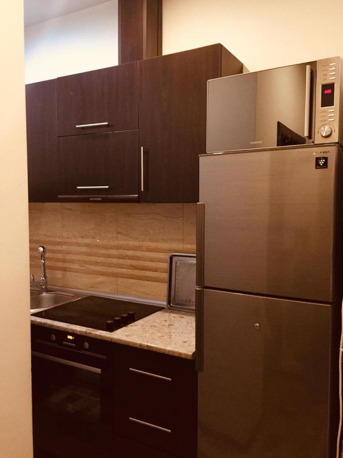 Du Vin Rouge Tbilisi Hotel Kültér fotó